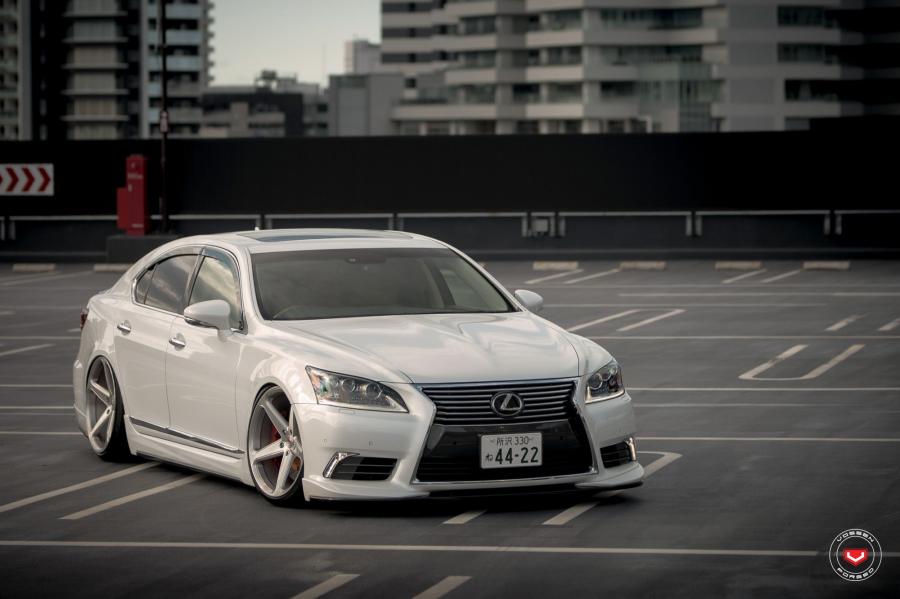 Lexus LS460 on Vossen Wheels (CG-201) '2016
